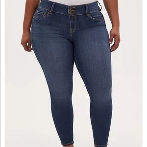 Torrid high waisted super stretchy jeggings